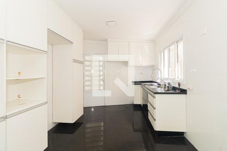 Casa para alugar com 158m², 2 quartos e 2 vagas Casa para alugar com 158m², 2 quartos e 2 vagasCozinha