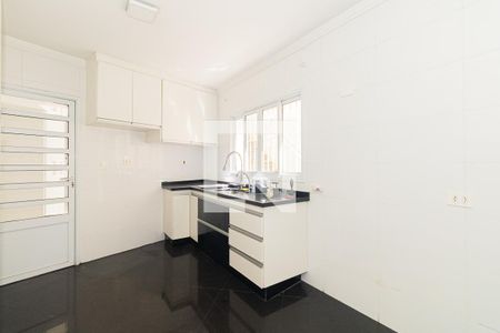 Casa para alugar com 158m², 2 quartos e 2 vagas Casa para alugar com 158m², 2 quartos e 2 vagasCozinha