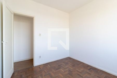 Apartamento à venda com 77m², 3 quartos e 1 vagaQuarto 2