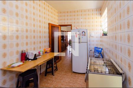 Casa à venda com 418m², 3 quartos e 1 vaga Casa à venda com 418m², 3 quartos e 1 vagaCasa 2 - Cozinha