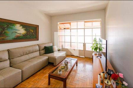 Casa à venda com 418m², 3 quartos e 1 vaga Casa à venda com 418m², 3 quartos e 1 vagaCasa 2 - Sala 2