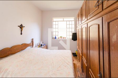 Casa à venda com 418m², 3 quartos e 1 vaga Casa à venda com 418m², 3 quartos e 1 vagaCasa 2 - Quarto 2