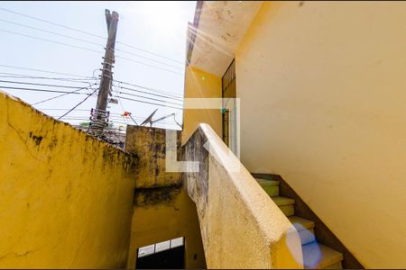 Casa à venda com 418m², 3 quartos e 1 vaga Casa à venda com 418m², 3 quartos e 1 vagaEscada