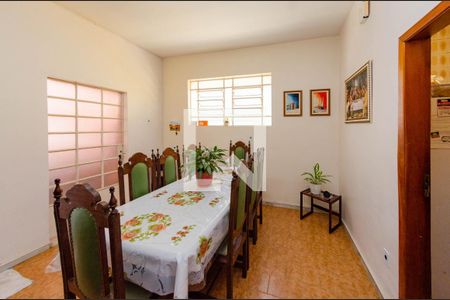 Casa à venda com 418m², 3 quartos e 1 vaga Casa à venda com 418m², 3 quartos e 1 vagaCasa 2 - Sala