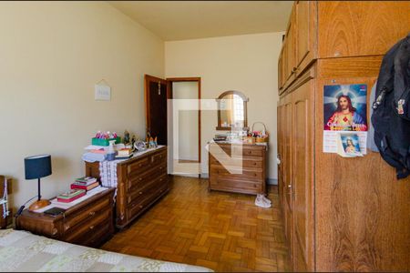 Casa à venda com 418m², 3 quartos e 1 vaga Casa à venda com 418m², 3 quartos e 1 vagaQuarto 2