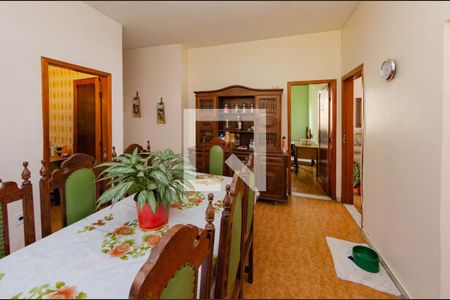 Casa à venda com 418m², 3 quartos e 1 vaga Casa à venda com 418m², 3 quartos e 1 vagaCasa 2 - Sala