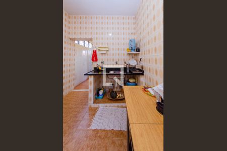 Casa à venda com 418m², 3 quartos e 1 vaga Casa à venda com 418m², 3 quartos e 1 vagaCasa 2 - Cozinha