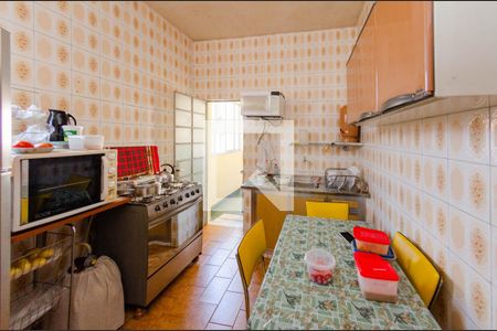 Casa à venda com 418m², 3 quartos e 1 vaga Casa à venda com 418m², 3 quartos e 1 vagaCozinha