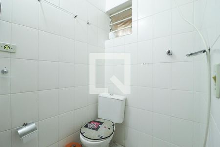 Casa à venda com 380m², 3 quartos e 4 vagasBanheiro 2