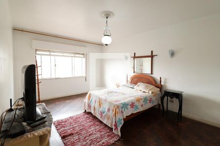 Casa à venda com 380m², 3 quartos e 4 vagasQuarto 2