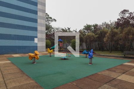 Apartamento à venda com 191m², 4 quartos e 3 vagasÁrea comum - Playground