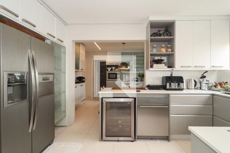 Apartamento à venda com 191m², 4 quartos e 3 vagasCozinha