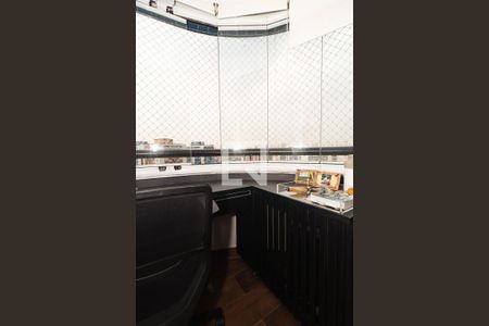 Apartamento à venda com 191m², 4 quartos e 3 vagasVaranda da Suíte 1