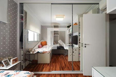 Apartamento à venda com 191m², 4 quartos e 3 vagasQuarto 4