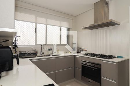 Apartamento à venda com 191m², 4 quartos e 3 vagasCozinha