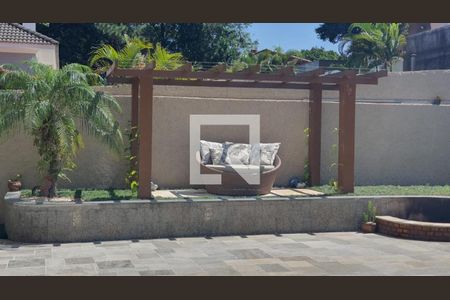 Casa à venda com 500m², 4 quartos e 7 vagas Casa à venda com 500m², 4 quartos e 7 vagasFoto 03