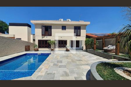 Casa à venda com 500m², 4 quartos e 7 vagas Casa à venda com 500m², 4 quartos e 7 vagasFoto 05