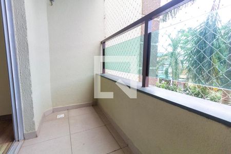 Varanda Sala de apartamento à venda com 2 quartos, 45m² em Jardim Santa Teresinha, São Paulo