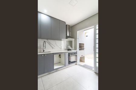 Casa à venda com 100m², 2 quartos e 1 vagaCozinha