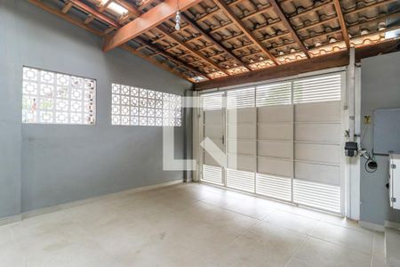 Casa à venda com 100m², 2 quartos e 1 vagaGaragem