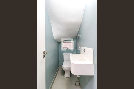 Casa à venda com 100m², 2 quartos e 1 vagaLavabo