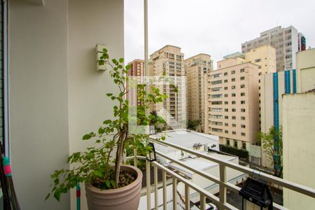 Apartamento à venda com 168m², 2 quartos e 3 vagasVaranda da sala 2