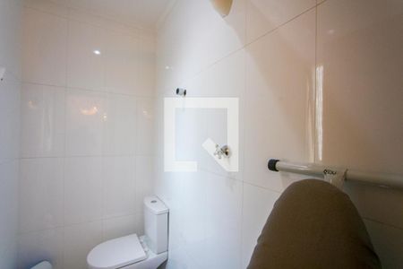 Apartamento à venda com 168m², 2 quartos e 3 vagasBanheiro social