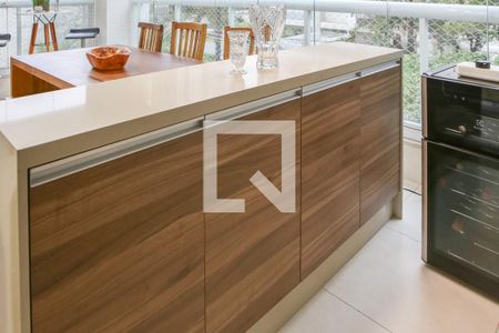 Varanda Gourmet de apartamento à venda com 3 quartos, 145m² em Água Branca, São Paulo