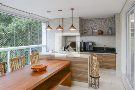 Varanda Gourmet de apartamento à venda com 3 quartos, 145m² em Água Branca, São Paulo
