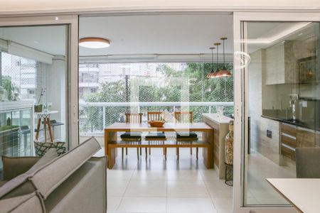 Vista da Sala de apartamento à venda com 3 quartos, 145m² em Água Branca, São Paulo