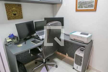 Apartamento à venda com 145m², 3 quartos e 4 vagasEscritório