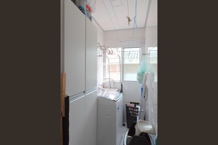 Apartamento para alugar com 70m², 2 quartos e 1 vagaÁrea de Serviço