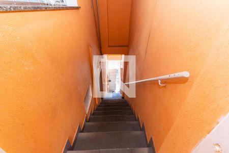 Casa para alugar com 60m², 1 quarto e sem vagaEscada