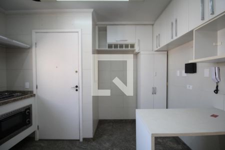 Apartamento para alugar com 198m², 3 quartos e 3 vagasCozinha