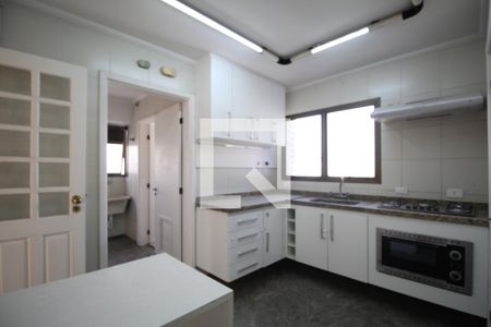 Apartamento para alugar com 198m², 3 quartos e 3 vagasCozinha