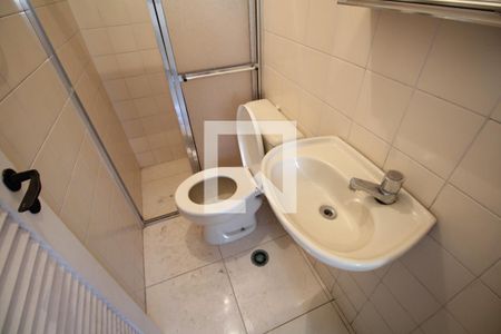 Apartamento para alugar com 198m², 3 quartos e 3 vagasBanheiro