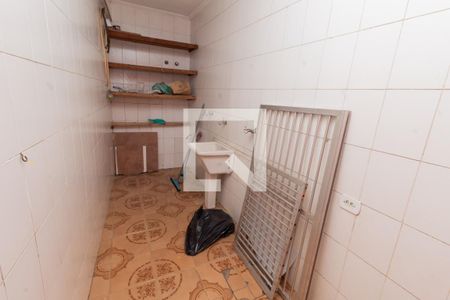 Casa à venda com 190m², 4 quartos e 2 vagas Casa à venda com 190m², 4 quartos e 2 vagasÁrea de Serviço