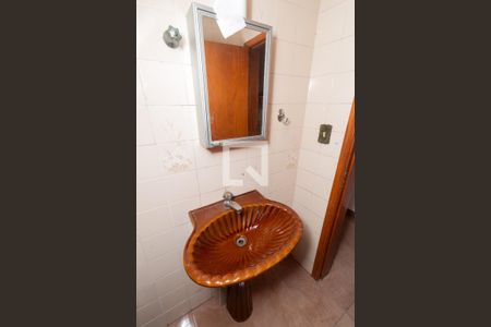 Casa à venda com 190m², 4 quartos e 2 vagas Casa à venda com 190m², 4 quartos e 2 vagasBanheiro 3