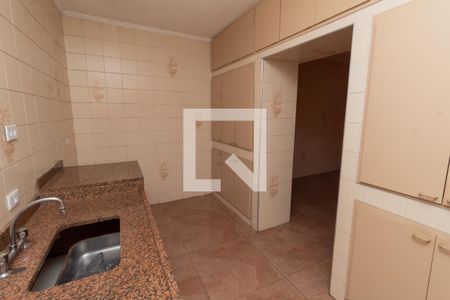 Casa à venda com 190m², 4 quartos e 2 vagas Casa à venda com 190m², 4 quartos e 2 vagasCozinha