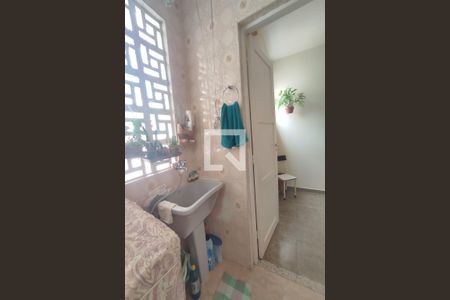 Apartamento à venda com 67m², 4 quartos e 1 vagaÁrea de Serviço