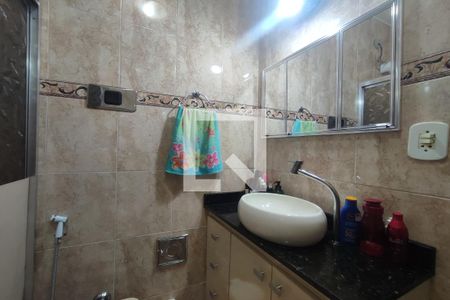 Apartamento à venda com 67m², 4 quartos e 1 vagaBanheiro Social