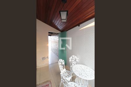 Casa à venda com 210m², 4 quartos e 2 vagasQuintal