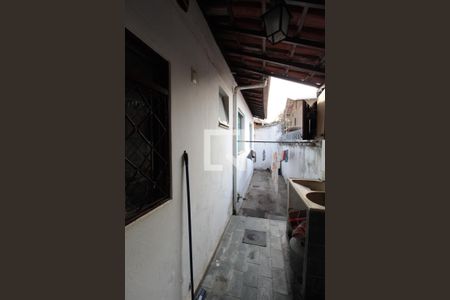 Casa à venda com 210m², 4 quartos e 2 vagasArea de Serviço