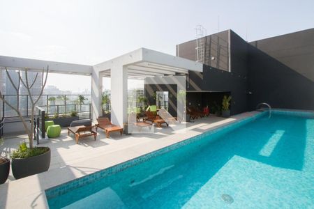 Studio para alugar com 27m², 1 quarto e sem vaga Studio para alugar com 27m², 1 quarto e sem vagaPiscina