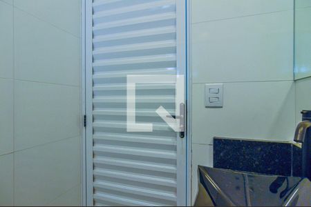 Banheiro da Suíte de apartamento para alugar com 2 quartos, 48m² em Vila Boa Vista, Barueri