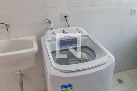 Cozinha/Área de serviço de apartamento para alugar com 2 quartos, 48m² em Vila Boa Vista, Barueri