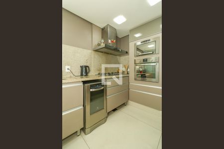 Apartamento à venda com 105m², 2 quartos e 1 vagaCozinha e Área de Serviço