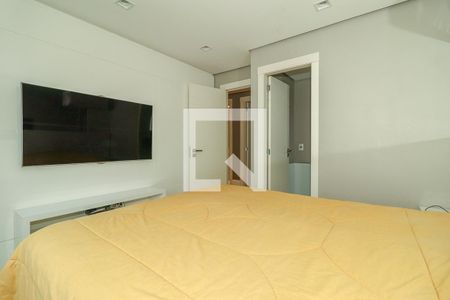 Quarto Suíte de apartamento à venda com 2 quartos, 105m² em Passo D’areia, Porto Alegre