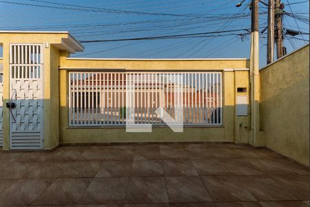 Casa à venda com 64m², 2 quartos e 3 vagas Casa à venda com 64m², 2 quartos e 3 vagasVista da Suíte