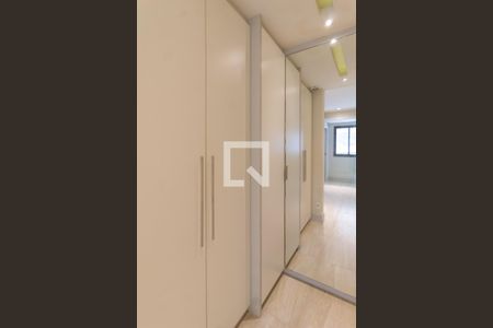 Apartamento para alugar com 96m², 2 quartos e 2 vagasCloset da suíte 2